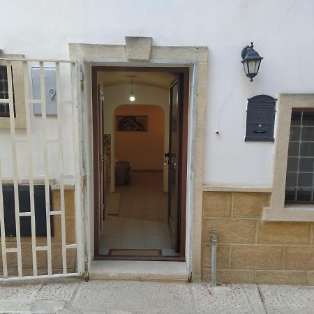 Appartement La Dimora Di Tonia à Mesagne Extérieur photo