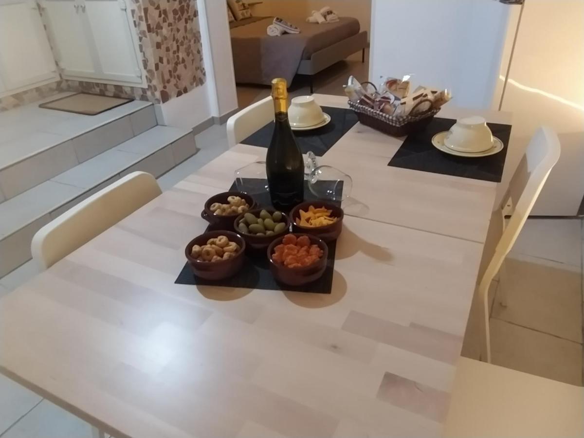 Appartement La Dimora Di Tonia à Mesagne Extérieur photo